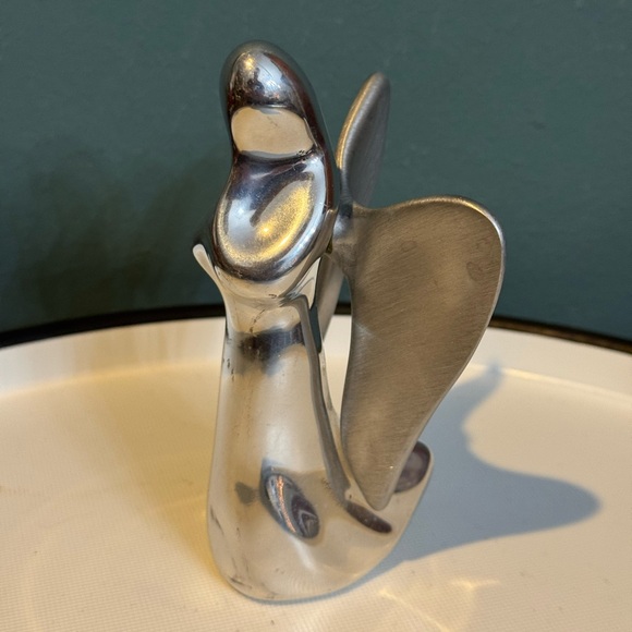 MCM Vintage Hoselton Silver Aluminum Angel Figurine #2384 Signed, Made in Canada - Picture 2 of 6